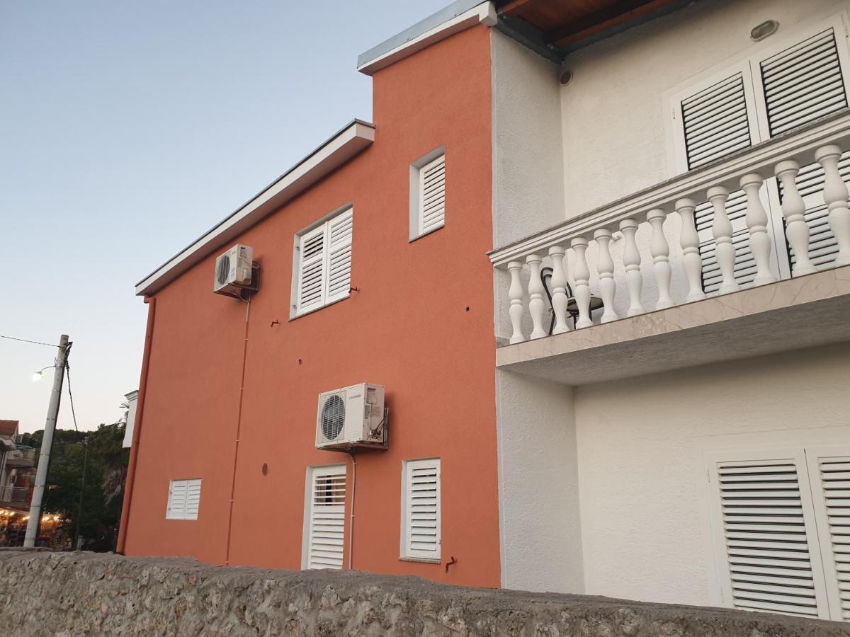 Apartments Martinovic By The Sea ククリカ エクステリア 写真