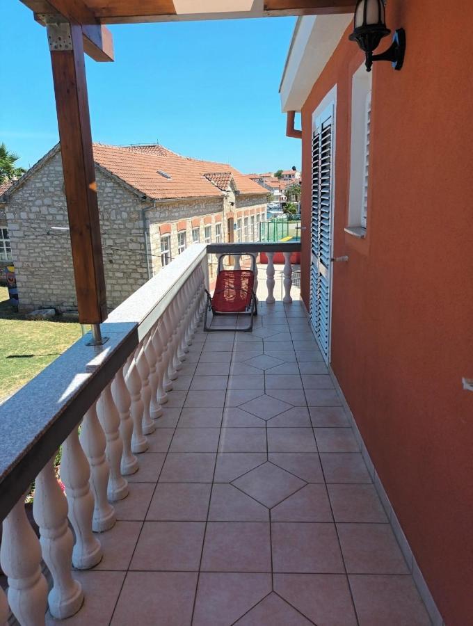 Apartments Martinovic By The Sea ククリカ エクステリア 写真
